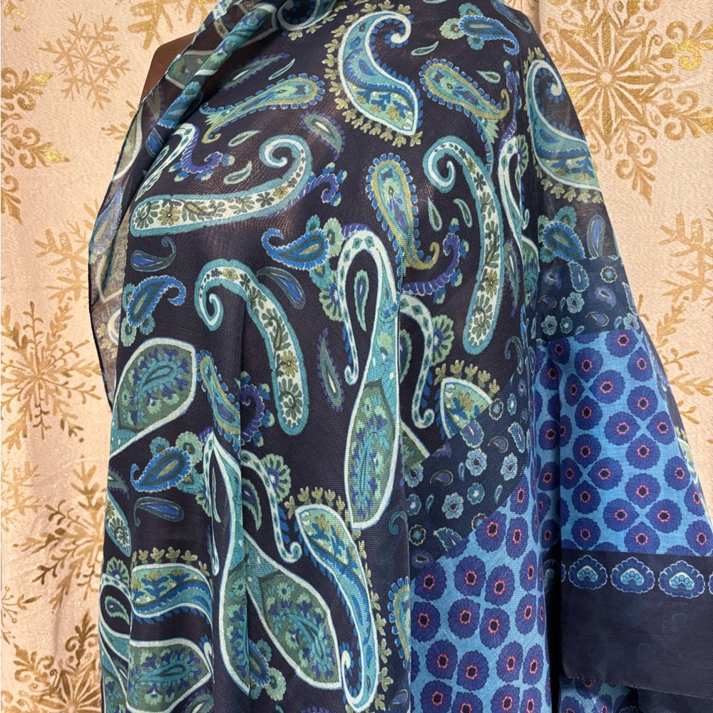 Paisley and Floral Patterned Scarf